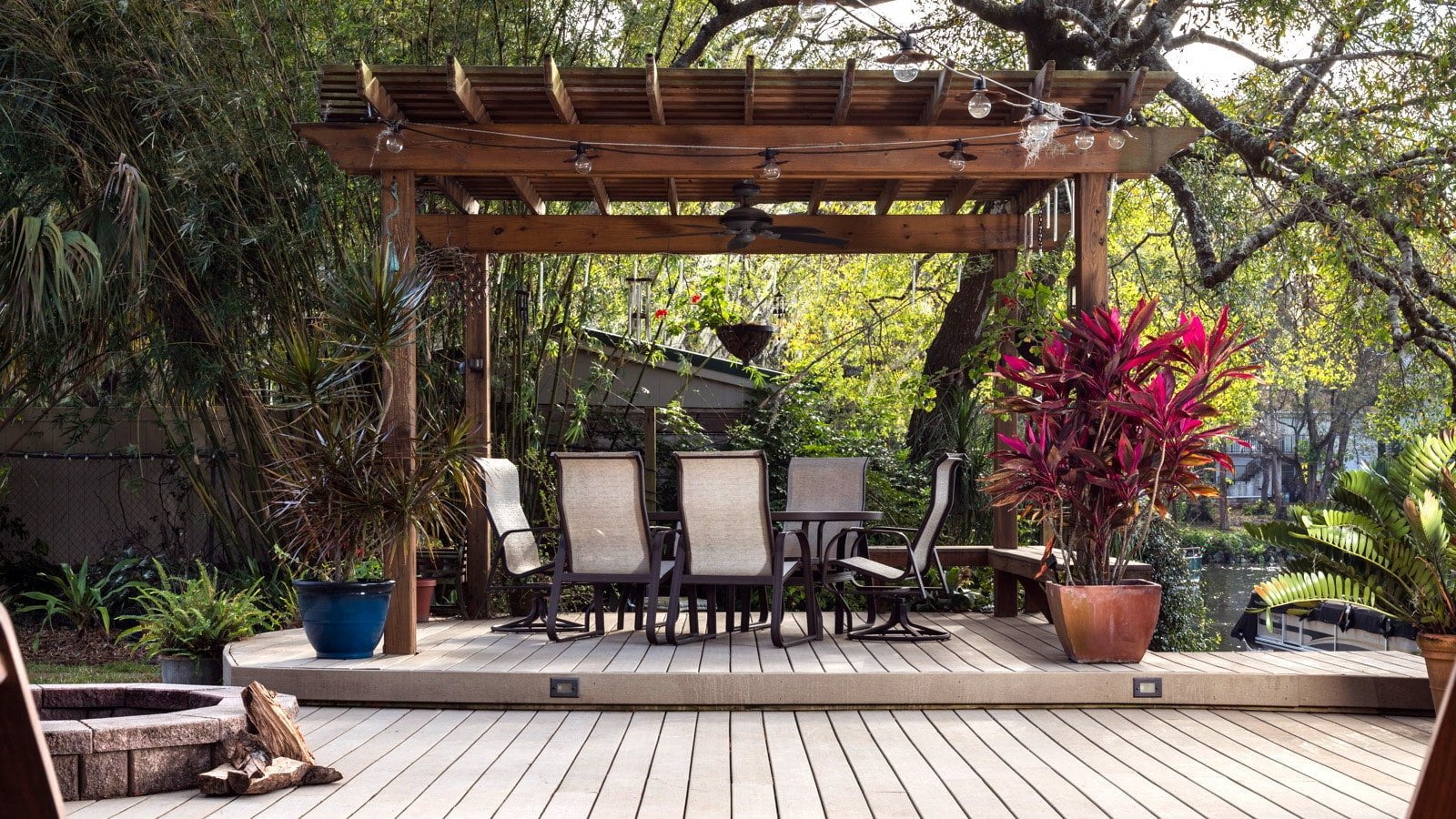 Live Music Vs Dj: Entertainment Options for Patio Parties