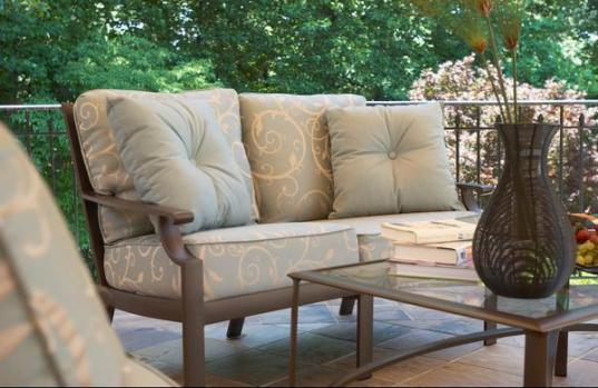 How to Restore Cast Aluminum Patio Furniture: Expert Tips for Reviving Your Outdoor Space